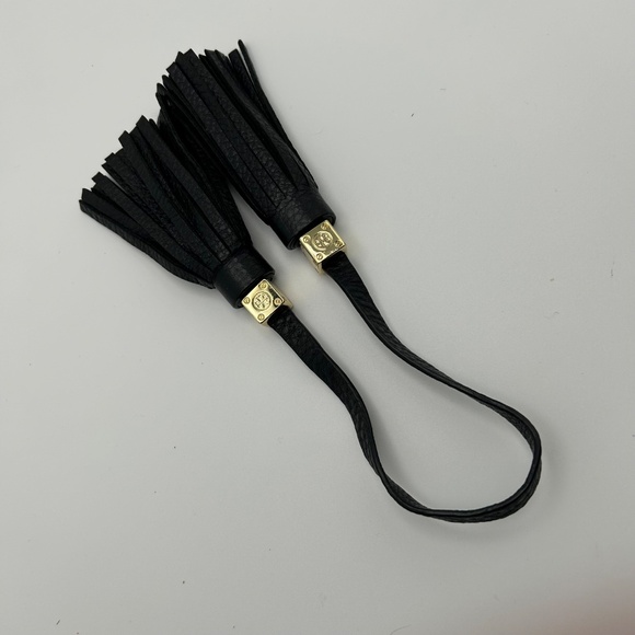 Tory Birch Thea Chain Shoulder Crossbody Black EUC - Picture 11 of 12